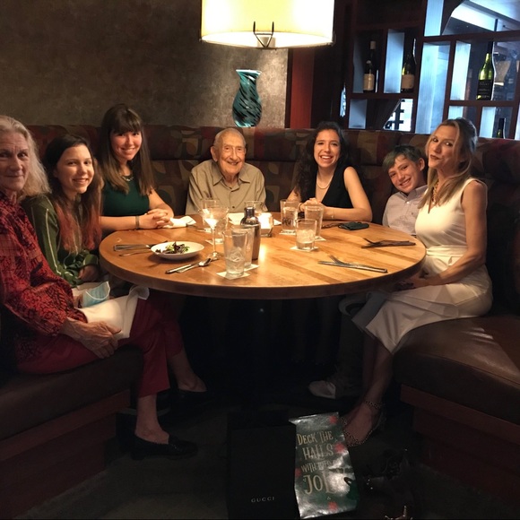 Meet your Posher, Gigi - Picture 9 of 11